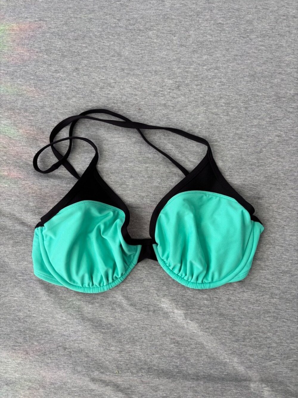 Body Glove Green Black Bikini Top Womens Size D Cup Underwire Halter Swimwear